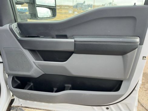 Used 2024 Ford F550 4x4 Crew Cab Super Duty image 16