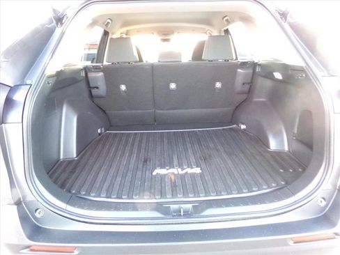 Used 2025 Toyota RAV4 LE image 12