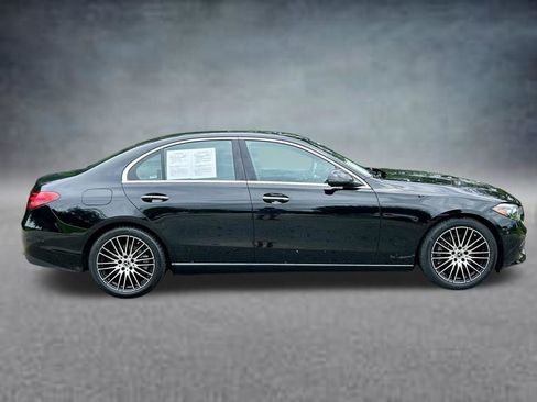 Used 2025 Mercedes-Benz C 300 Sedan image 4