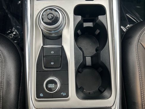 Used 2022 Ford Explorer Limited w/ Equipment Group 301A image 35