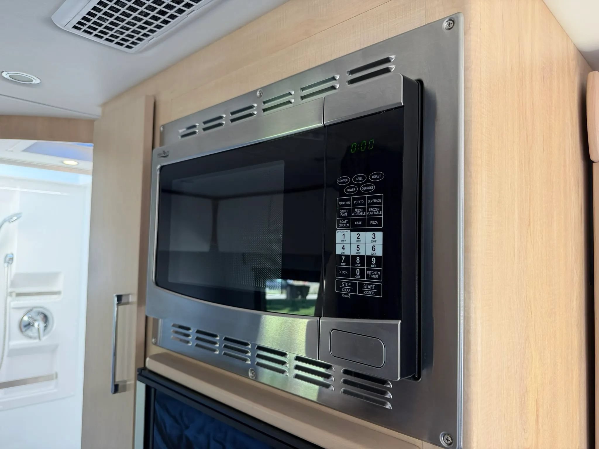 Used 2019 Mercedes-Benz Sprinter 170 image 12