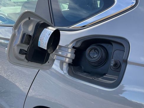 Used 2024 Honda Accord Sport image 11