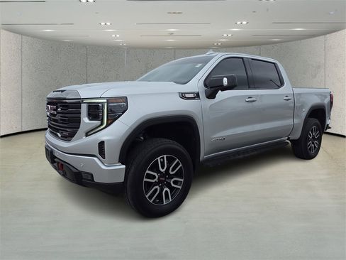 Used 2022 GMC Sierra 1500 AT4 w/ AT4 Premium Package image 7