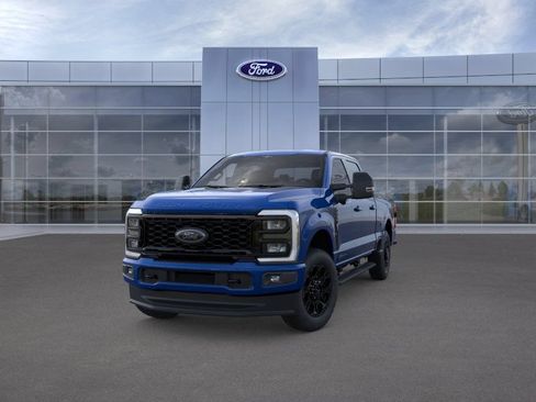 New 2026 Ford F250 XLT w/ XLT Premium Package AWD/4WD image 3