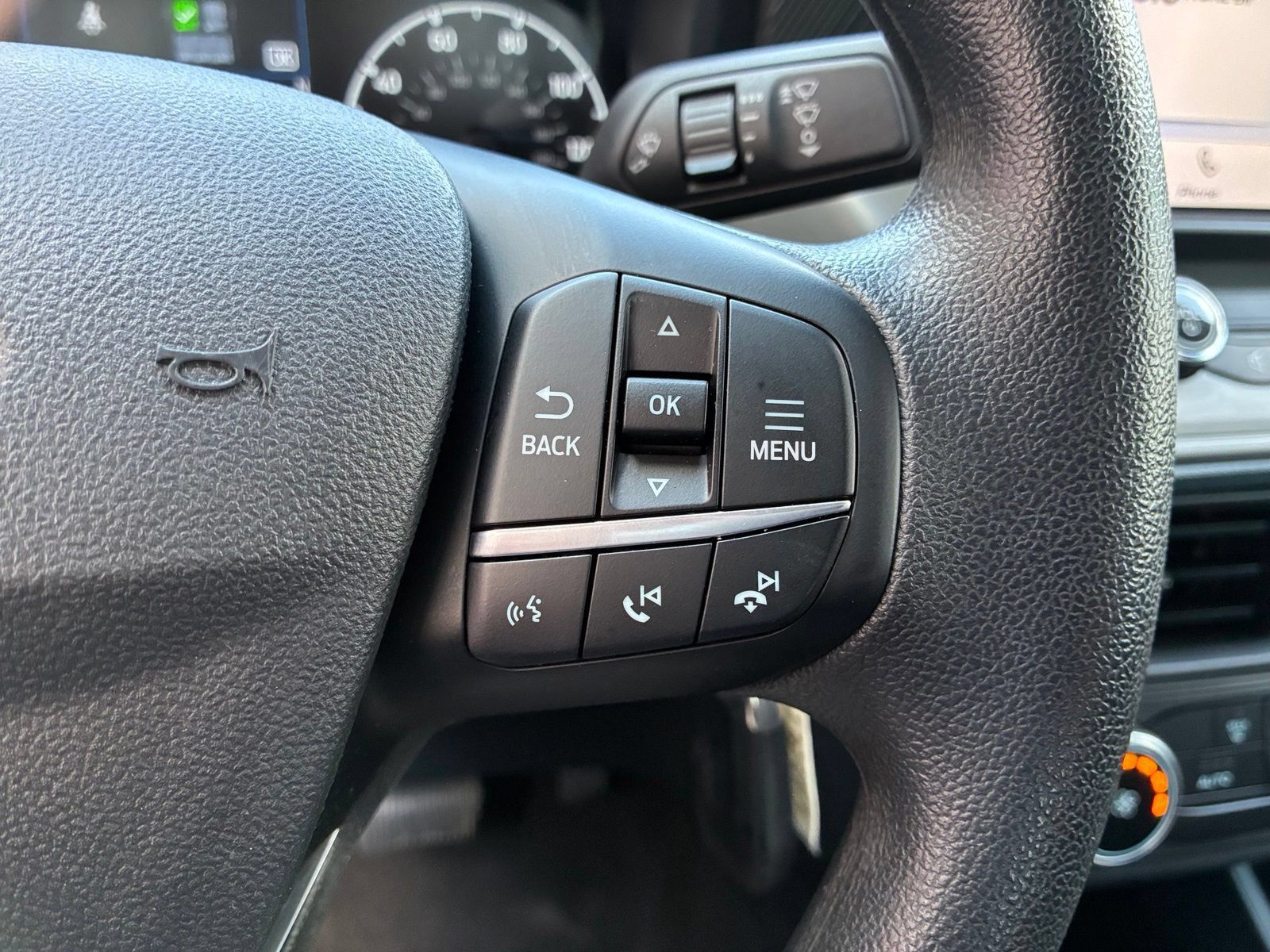 Certified 2024 Ford Maverick XL FWD image 25