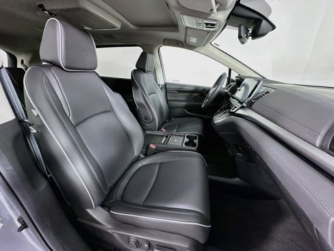 Certified 2025 Honda Odyssey Touring image 31