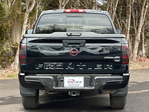 Used 2023 Nissan Frontier PRO-4X w/ Pro Convenience Package image 5