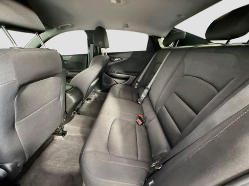 Used 2025 Chevrolet Malibu LS FWD image 26