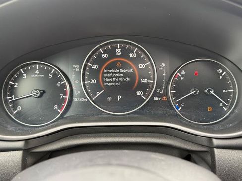 Used 2022 MAZDA MAZDA3 s FWD image 8