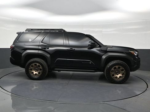 Used 2025 Toyota 4Runner Trailhunter AWD/4WD image 6