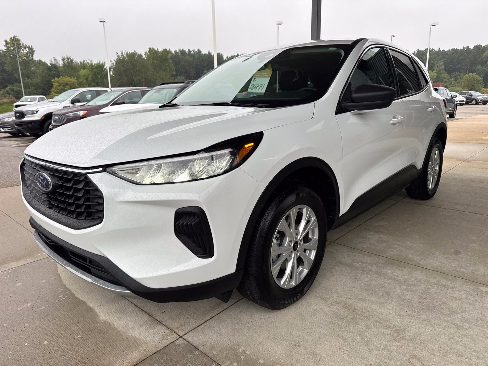 Certified 2024 Ford Escape Active AWD/4WD image 3