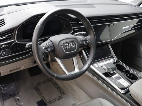 Used 2023 Audi Q7 3.0T Prestige image 7