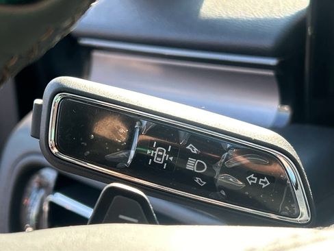 New 2025 Lincoln Aviator AWD w/ Equipment Group 101A image 37