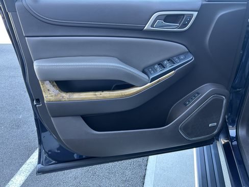 Used 2017 GMC Yukon XL Denali w/ Open Road Package image 22