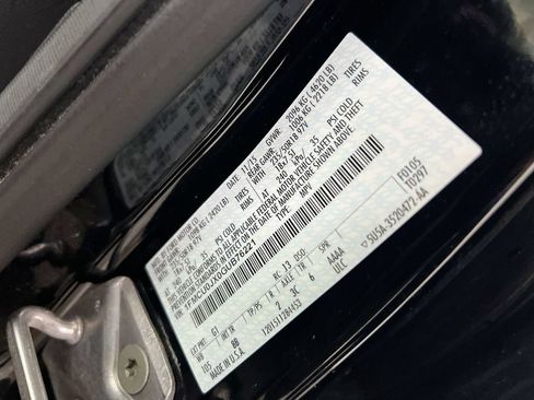 Used 2016 Ford Escape Titanium FWD image 27