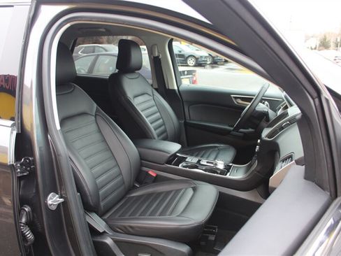 Used 2020 Ford Edge SEL w/ Convenience Package AWD/4WD image 13