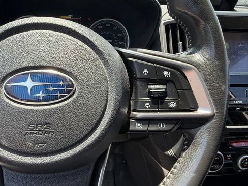 Used 2023 Subaru Forester Premium AWD/4WD image 32