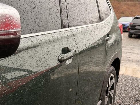 Used 2023 Subaru Forester Touring image 7