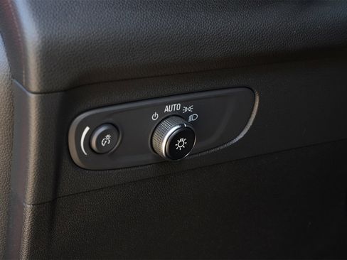 Used 2023 Buick Envision Essence w/ Sport Touring Package image 13