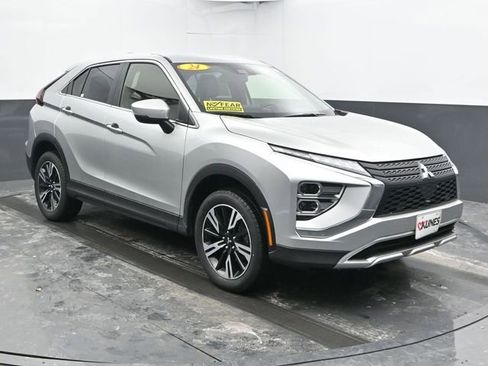 Used 2024 Mitsubishi Eclipse Cross SE image 2