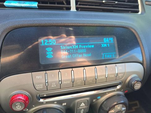 Used 2011 Chevrolet Camaro LT image 26