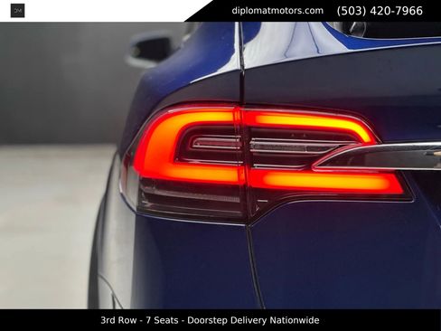 Used 2017 Tesla Model X 75D image 15