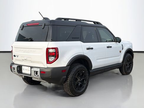 Used 2025 Ford Bronco Sport Badlands w/ Sasquatch Badlands Package image 3