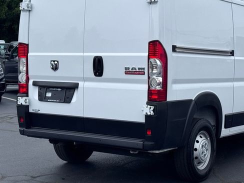 Used 2022 RAM ProMaster 1500 w/ Convenience Group FWD image 4
