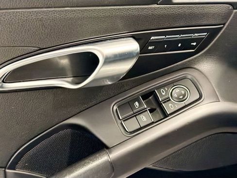 Used 2018 Porsche 718 Cayman Base image 16