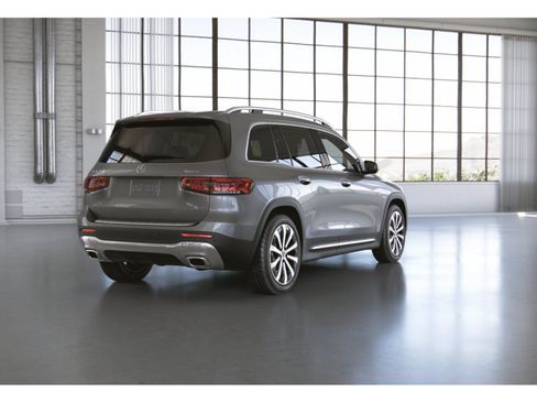 Certified 2023 Mercedes-Benz GLB 250 4MATIC image 11