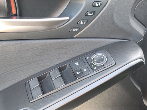 Certified 2023 Lexus IS 350 F Sport image 29