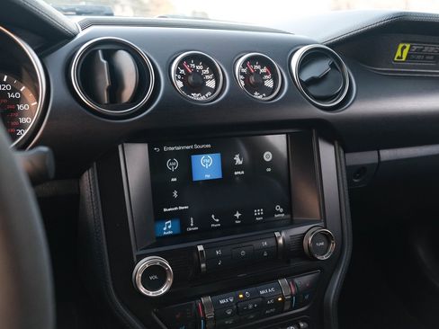 Used 2017 Ford Mustang Shelby GT350 image 27