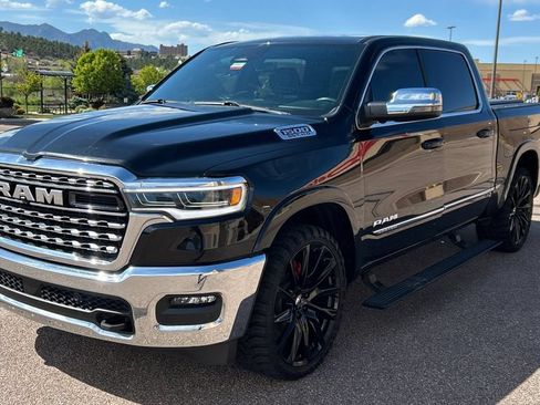 Used 2025 RAM 1500 Limited AWD/4WD image 17