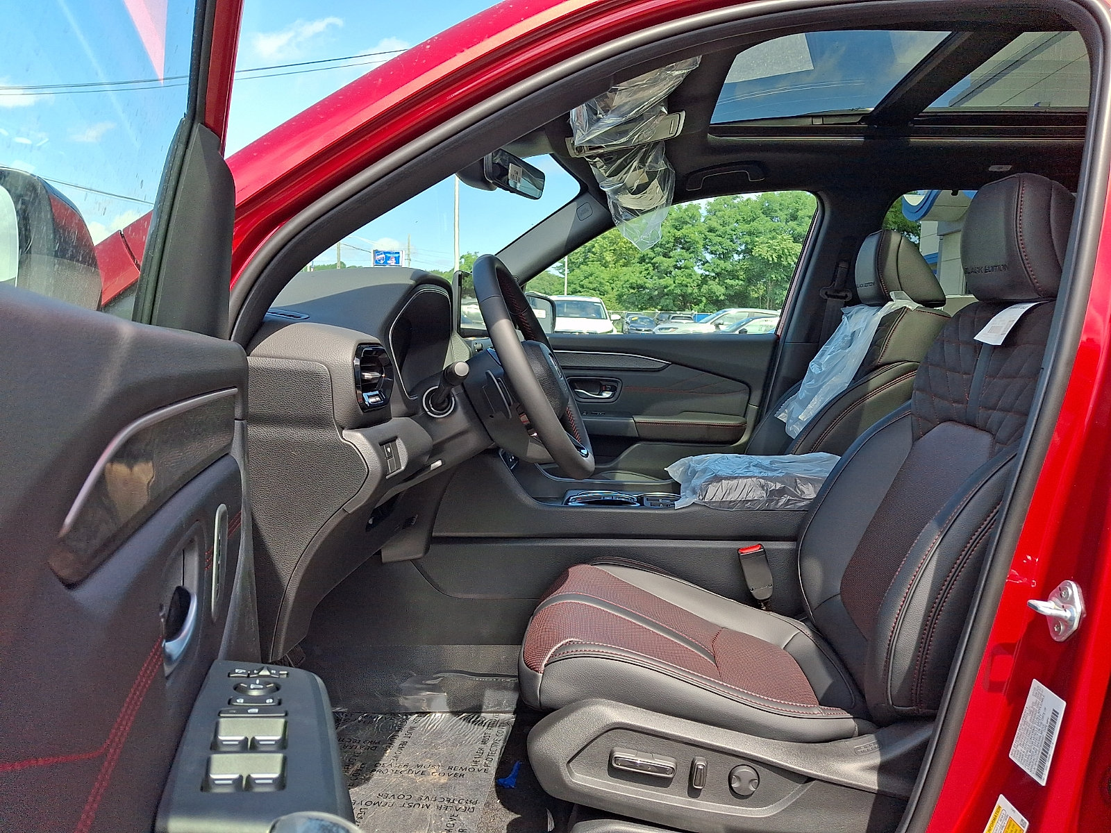New 2026 Honda Pilot Black Edition image 6