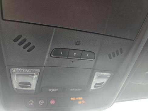 Used 2024 Chevrolet Blazer RS image 29