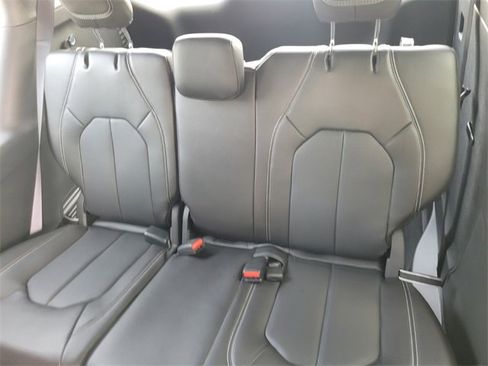 New 2026 Chrysler Voyager LX image 6