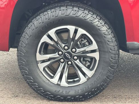 Used 2021 Chevrolet Colorado Z71 w/ Safety Package image 25