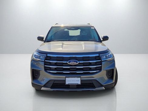 New 2026 Ford Explorer Active image 2