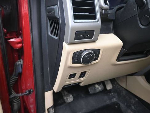Used 2021 Ford F250 Lariat w/ Lariat Ultimate Package AWD/4WD image 13