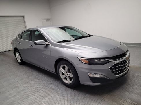 Used 2023 Chevrolet Malibu LT FWD image 13