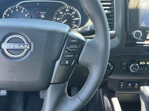 Used 2022 Nissan Frontier SV AWD/4WD image 37