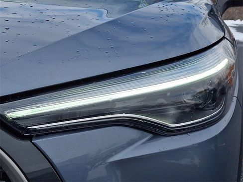 Certified 2023 Toyota Corolla Cross XLE w/ Convenience Package image 9