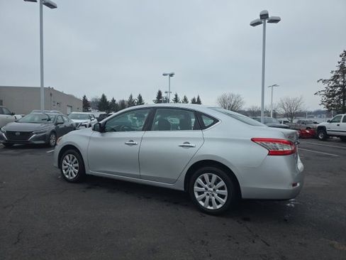 Used 2015 Nissan Sentra S image 6