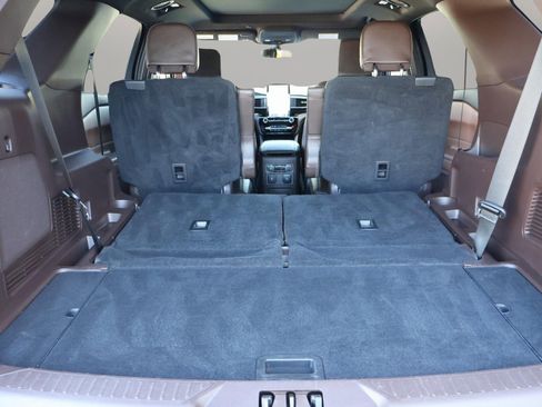 Used 2024 Ford Explorer King Ranch w/ Technology Package image 20