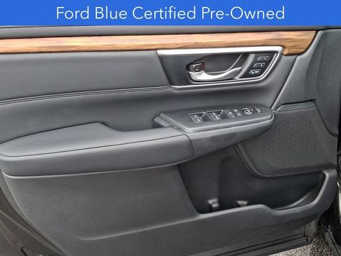 Used 2018 Honda CR-V Touring image 12
