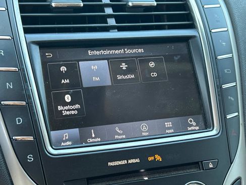 Used 2020 Lincoln Nautilus Reserve w/ Equipment Group 201A image 14