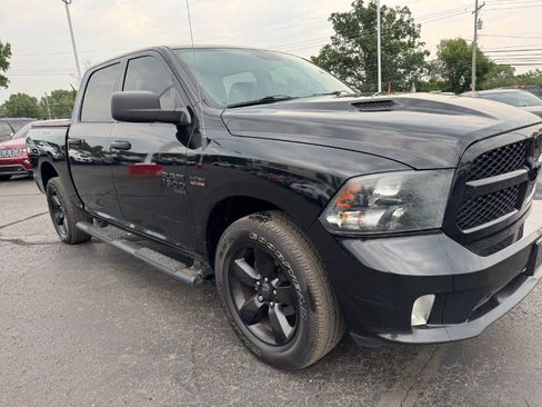 Used 2019 RAM 1500 Express w/ Wheel & Sound Group AWD/4WD image 12