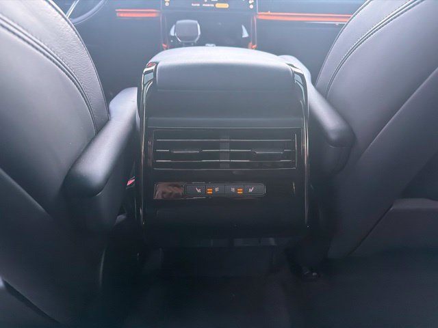 Used 2024 Land Rover Range Rover Sport SE AWD/4WD image 22