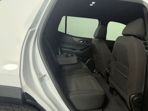 Used 2025 Chevrolet Equinox LT image 27