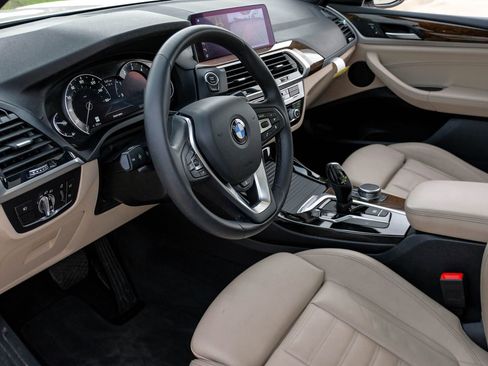 Used 2019 BMW X3 sDrive30i w/ Convenience Package RWD image 3